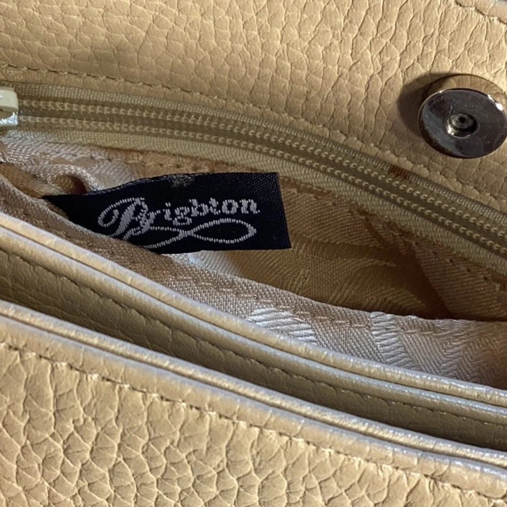 Brighton Beige/Tan Leather Shoulder Bag